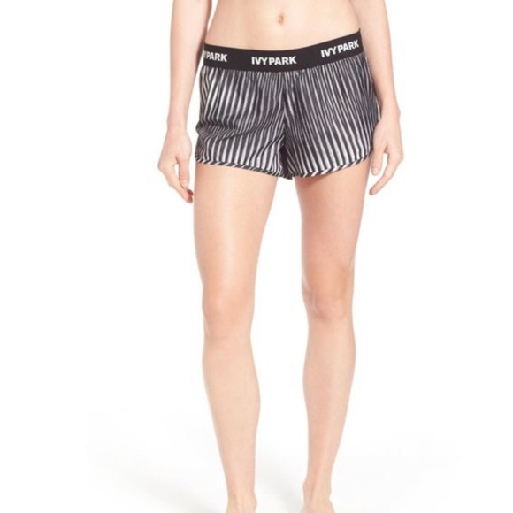 Ivy Park Synthetic Kaleidostripe Running Short M - Picture 1 of 9